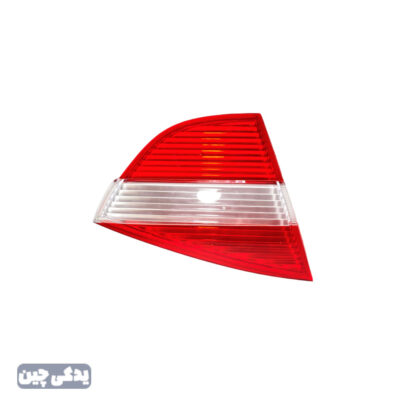 طلق خطر عقب راست روي صندوق J5